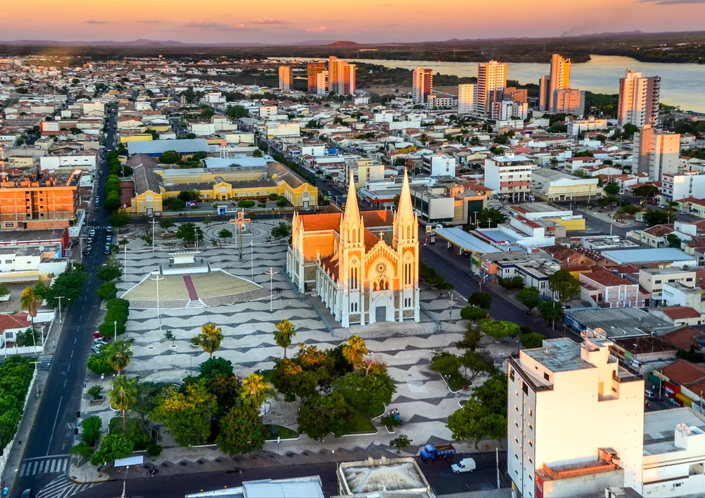 PETROLINA